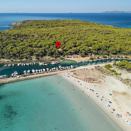 Villa Fronte Mare, A 5-minute Walk From The Sea *