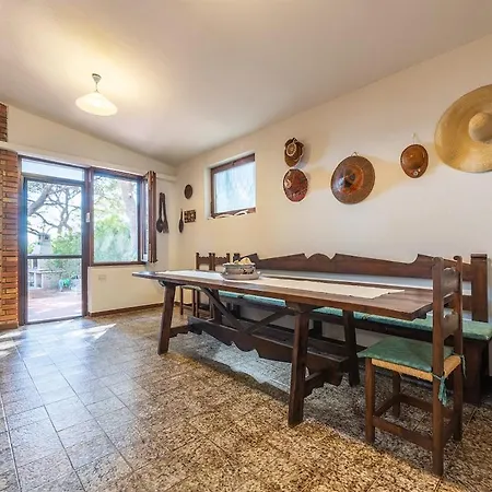 Fronte Mare, A 5-minute Walk From The Sea Villa Porto Pino