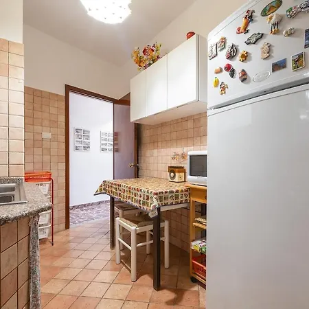 Villa Fronte Mare, A 5-minute Walk From The Sea